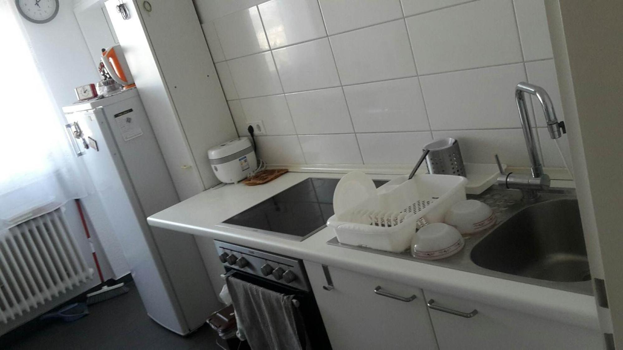 Egyszeru Szallas Stuttgart Bagian luar foto